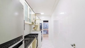 Basic Apartment | Private kitchen - 3-bedroom Apt Only 300m From the Beach Ejs0803 (Balneário Camboriú)