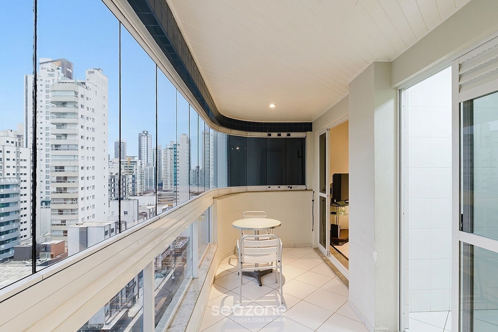Eenvoudig appartement | Dineren