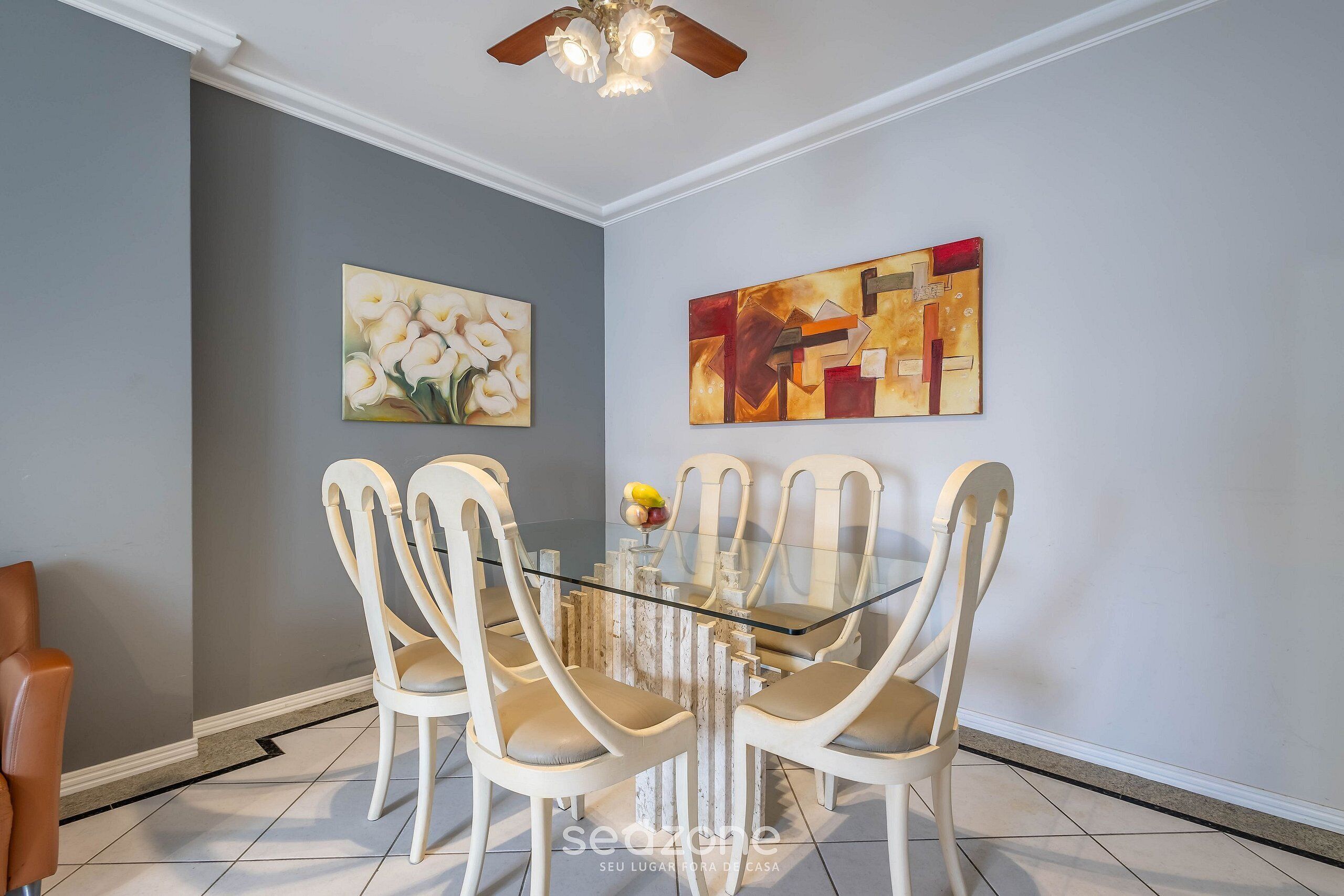 Basic Apartment | Dining