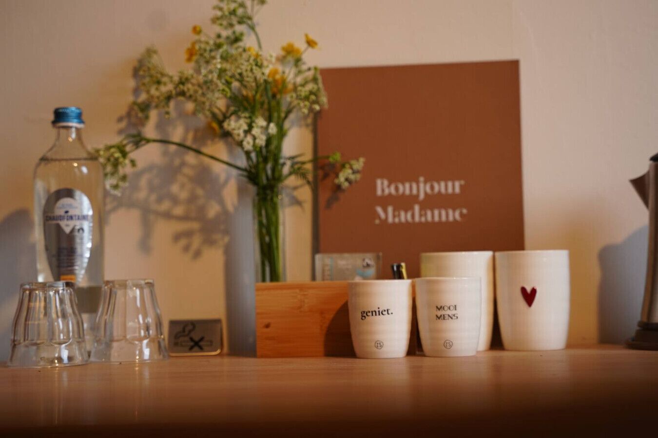 Secador de pelo y toallas