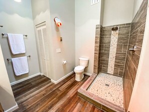 Interior - 2622 N Nevada (Colorado Springs)