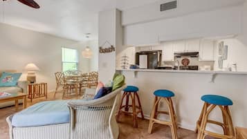 Villa (3 Bedrooms) | Interior