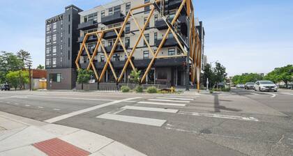 2880: Denver's Skyline Escape at Espadin