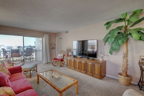 Interior - 240 El Matador (Fort Walton Beach)