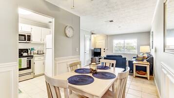 Villa (2 Bedrooms) | Interior