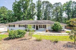 Interior - 2617 Caladium Drive NE, Atlanta (Atlanta)