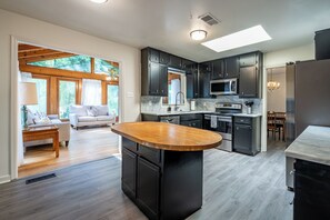 Interior - 2431 Weatherford Court, Marietta (Marietta)