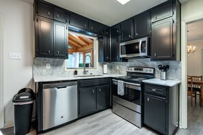 Interior - 2431 Weatherford Court, Marietta (Marietta)