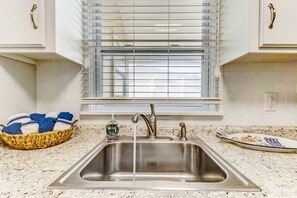 Villa (2 Bedrooms) | Interior - 2810 Ohio Avenue #3 (Fernandina Beach)