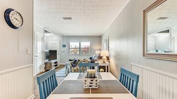 Villa (2 Bedrooms) | Interior