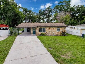 Interior - 2737 Bel Aire Circle (Tampa)