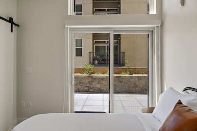 2880: Modern Lifestyle Loft at Espadin