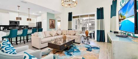 House (5 Bedrooms) | Interior