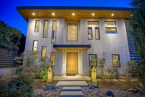 Interior - 253 E Jason Street (Encinitas)