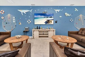 Interior - 2473 Shanti · Deepsea World/15 Suites/sleep 30/oversize Pool&spa (Kissimmee)
