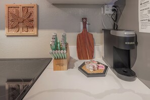 Interior - 2501 W North B St, Unit 8 (Tampa)