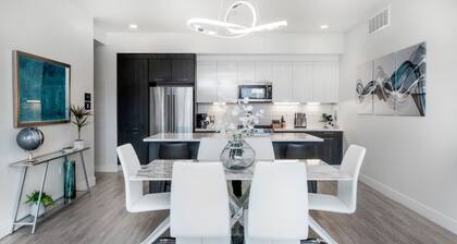 2880: Above the Cityline Elegance at Espadin