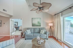 Interior - 2942 Atrium Villa (Seabrook Island)