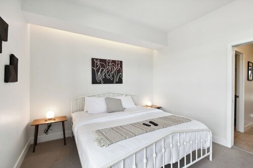 2880: Rosé All Day at Espadin