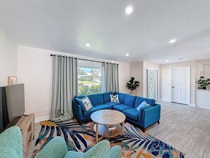 Interior - 2631 Cedarglen Drive (Dunedin)