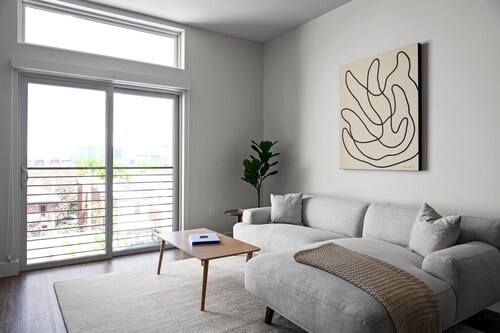 2880: Sky-high Lohi Oasis at Espadin