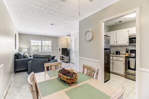 Villa (2 Bedrooms) | Interior - 2810 Ohio Avenue #4 (Fernandina Beach)
