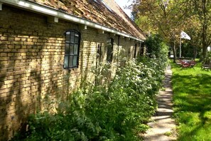 Property grounds - Tuinkamer Weidumerhout nabij Leeuwarden (Weidum)