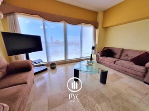 Smart TV - Deck12 Elite Escape - Casino On-Site Access (Puerto Vallarta)