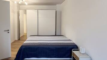 1 makuuhuone, silitysrauta/-lauta, Wi-Fi, vuodevaatteet