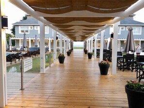 Outdoor dining - Torrecillas Carilo (Cariló)