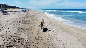 Beach - Spend a week ON the beach! Peaceful small property by Hilton. (Stuart)