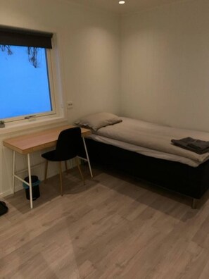 Bureau, Wi-Fi, draps fournis