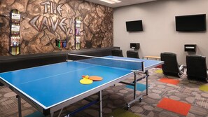 Spielezimmer