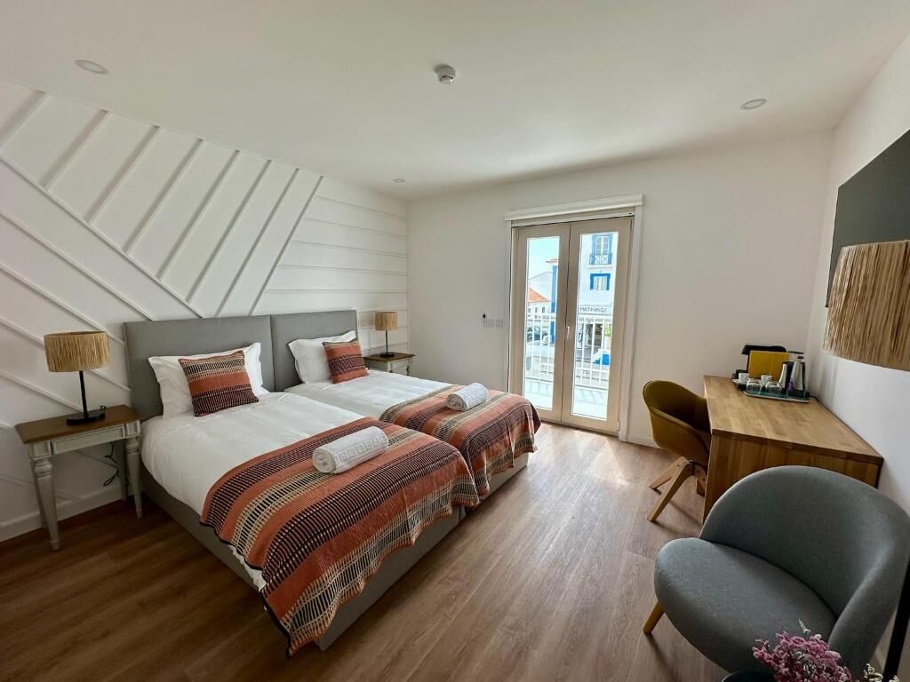 Kahden hengen superior-huone (yksi tai kaksi sänkyä), parveke, kaupunkinäköala | Ilmainen Wi-Fi