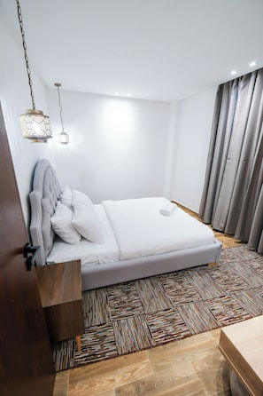 1 chambre, bureau, accès au Wi-Fi (inclus), literie fournie
