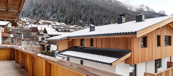 Appartement 'Haus Wallner' avec vue sur la montagne, balcon et Wi-Fi