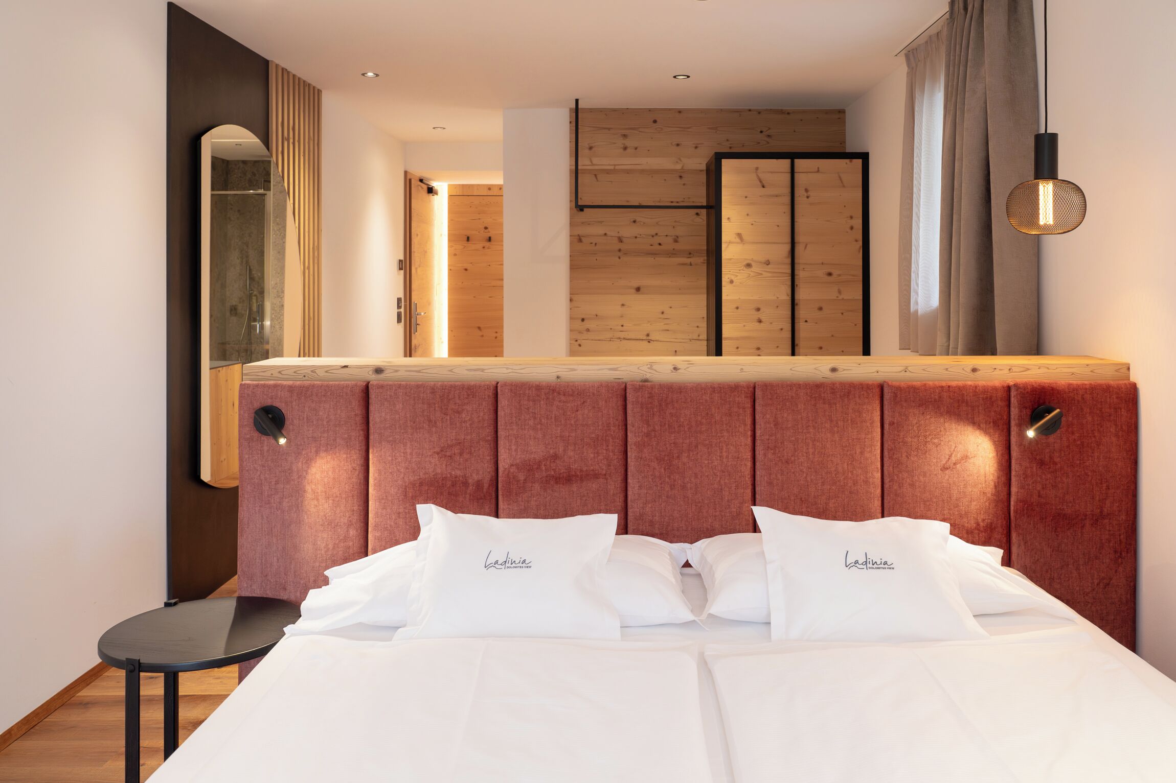 Junior Double Room | Minibar, in-room safe, desk, blackout drapes