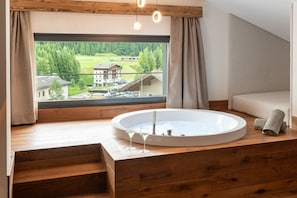 Bathroom - Ladinia Dolomites View (San Giovanni di Fassa)