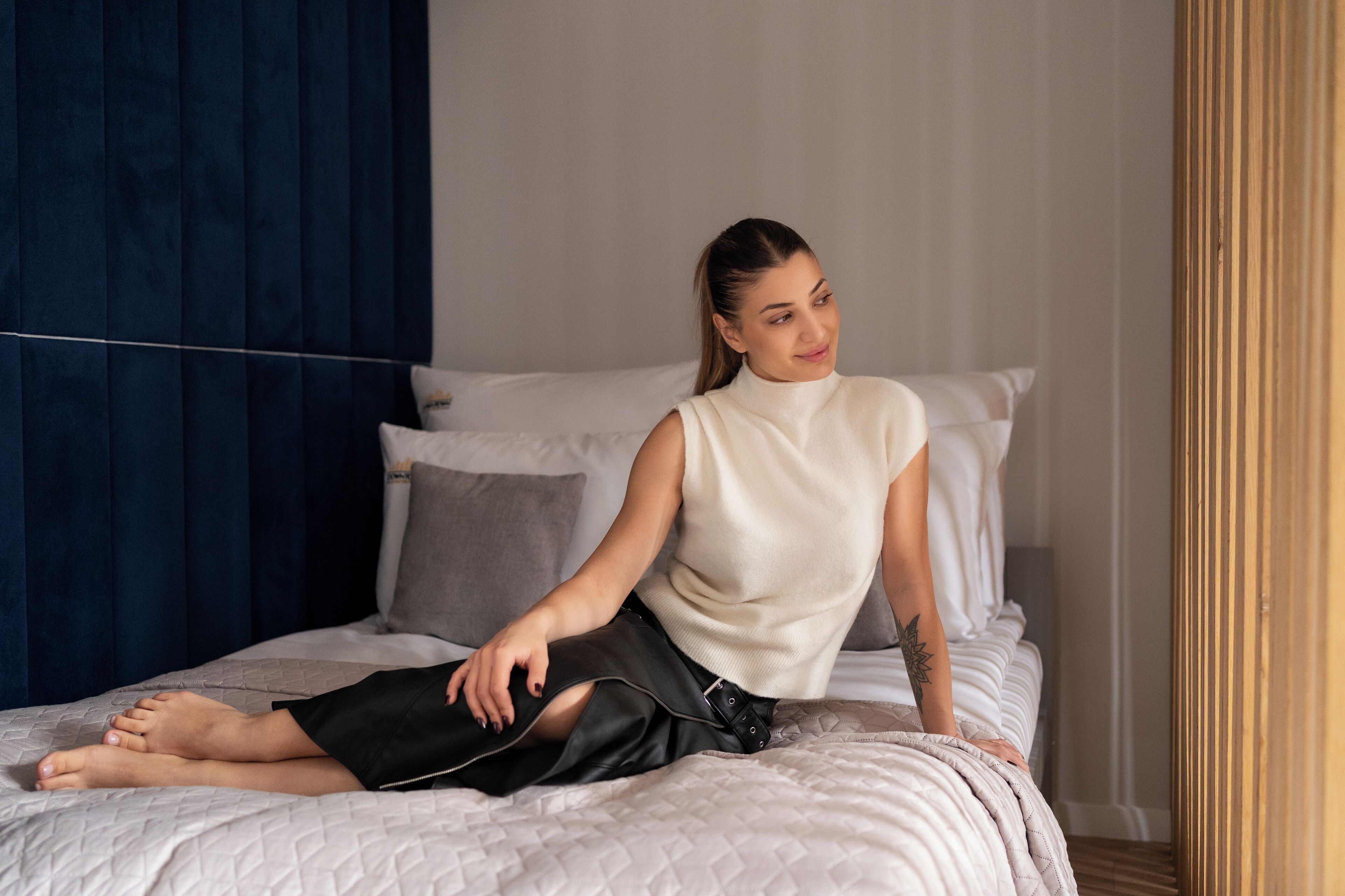 Deluxe Studio Suite, Air conditioning | Individually decorated, individually furnished, blackout drapes