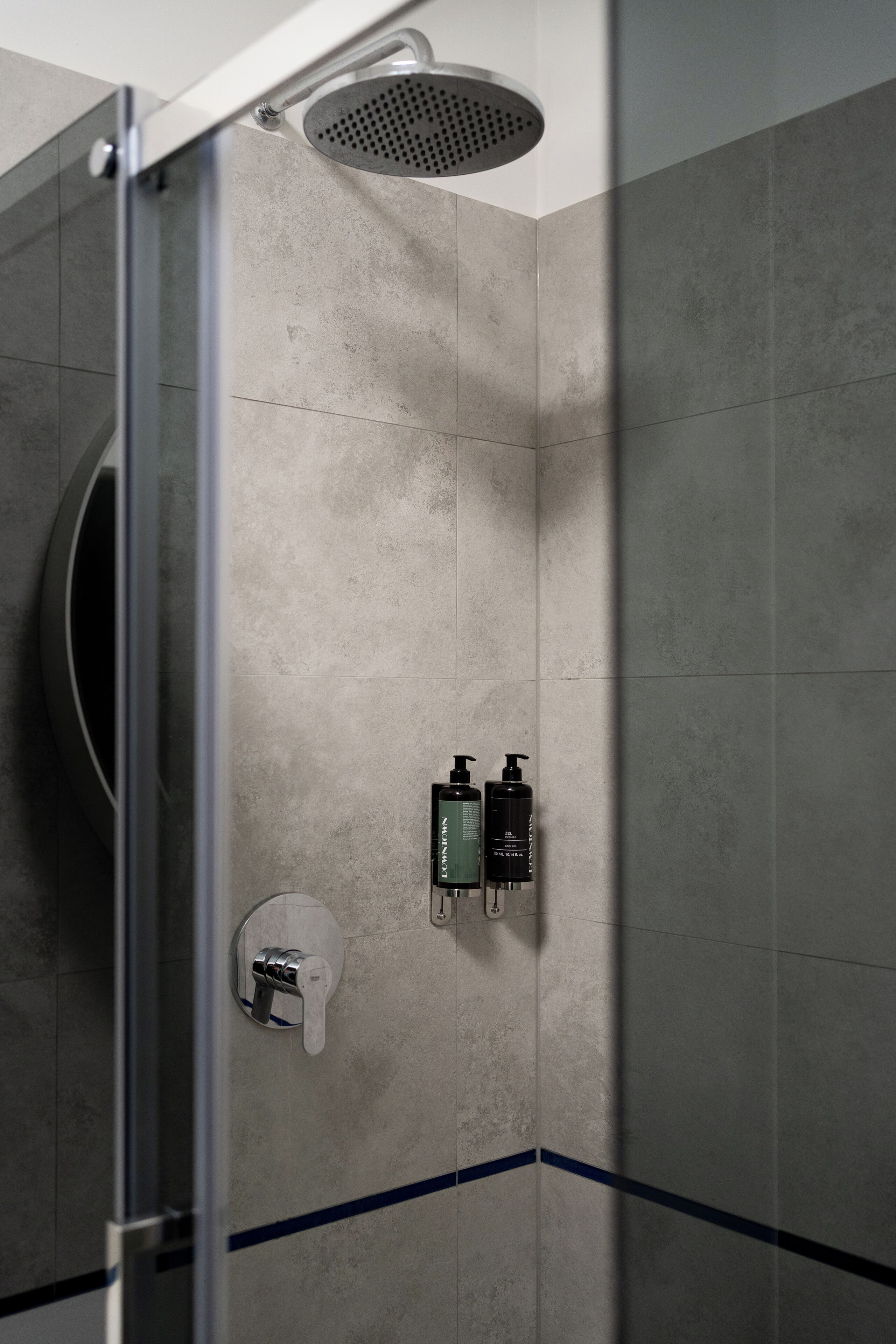Deluxe-Studiosuite, Klimaanlage | Badezimmer | Dusche, kostenlose Toilettenartikel, Haartrockner, Handtücher