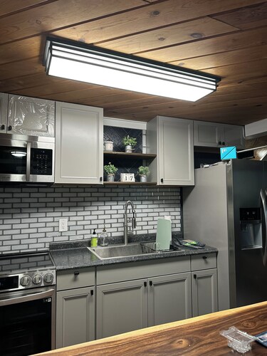 Cozy 1-bedroom cabin in Arlee with AC