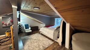 1 soverom, skrivebord, wi-fi (inkludert) og sengetøy