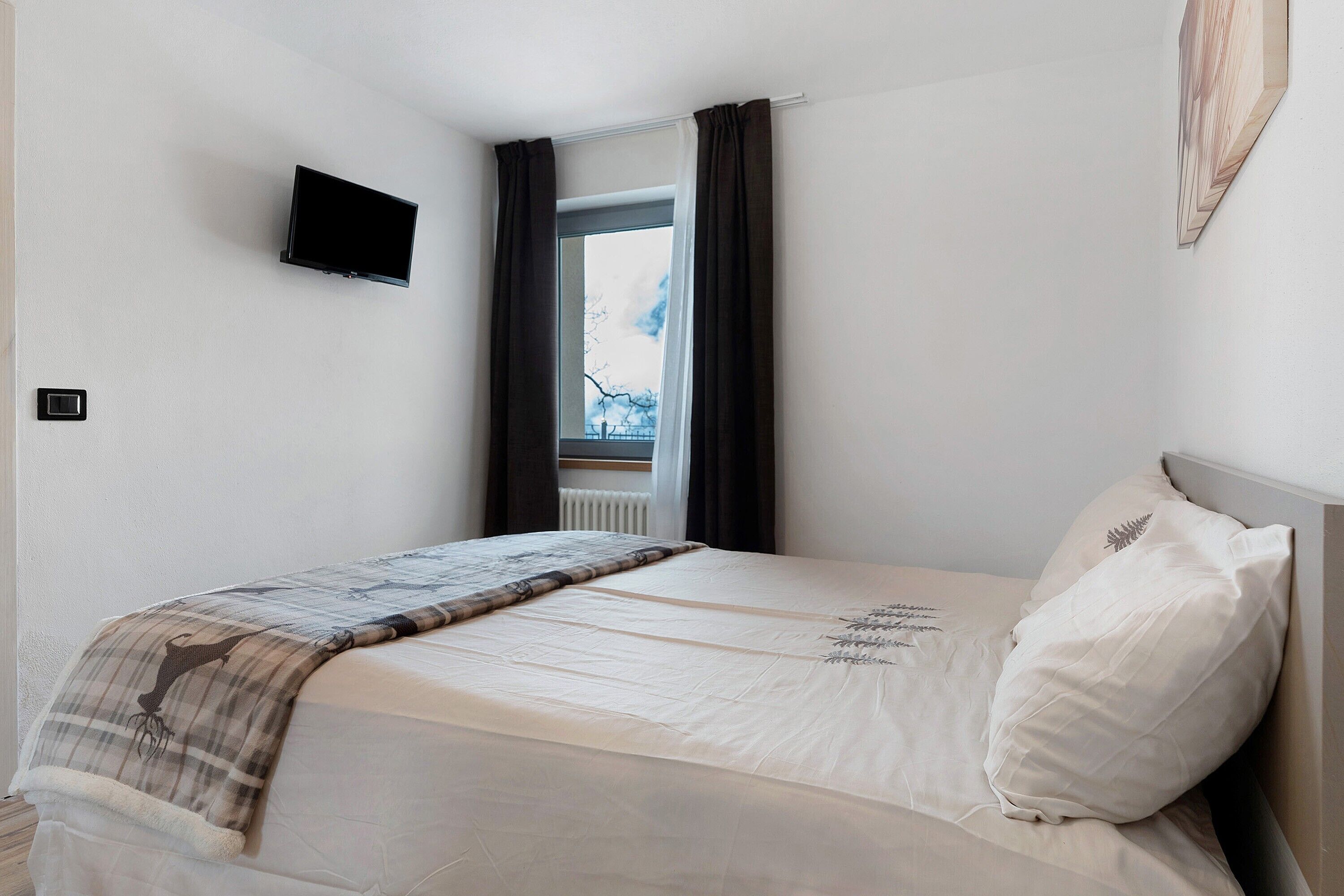 Bügeleisen/Bügelbrett, WLAN, Bettwäsche