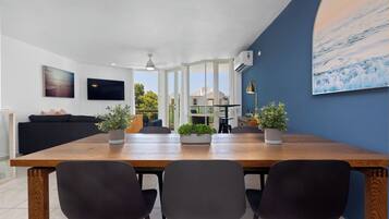 Apartment, Balcony | Dining