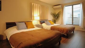 Internet, bed sheets