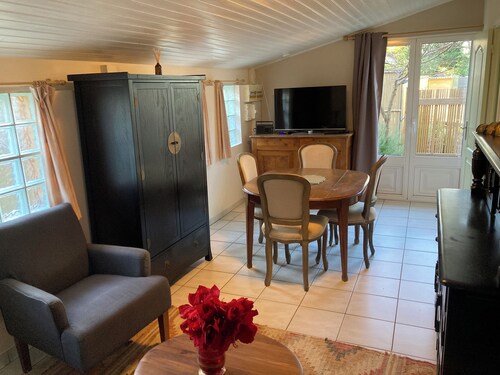 🌿 Le Cabanon de Cassy - Comfortable gîte with heated pool, near the ocean