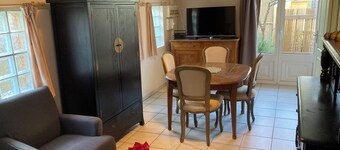 🌿 Le Cabanon de Cassy - Comfortable gîte with heated pool, near the ocean