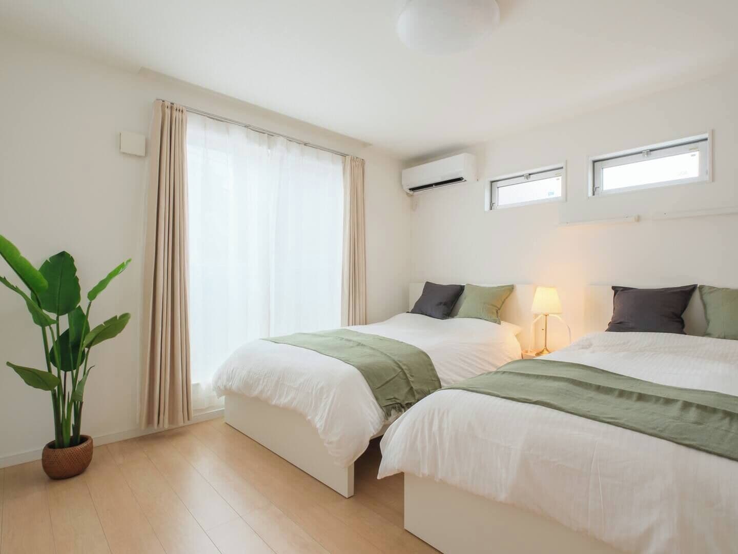 Internet, bed sheets