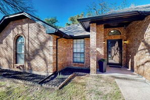 Interior - Near Lake & Beach: Welcoming Home w/ Patio (Azle)