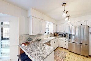 Interior - Near Lake & Beach: Welcoming Home w/ Patio (Azle)